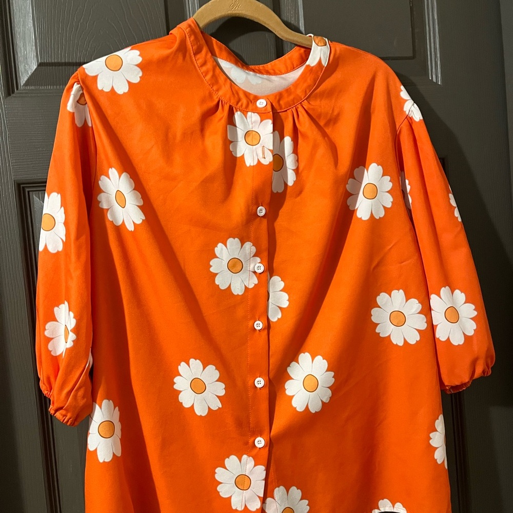 Trendy Boutique Orange Floral Blouse